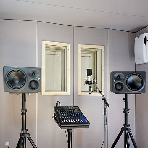 Mixing Mastering Studio - STUDIOBOX mobile Audiokabine